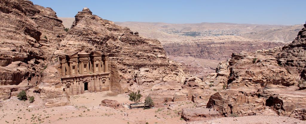 Petra, a cidade dos túmulos